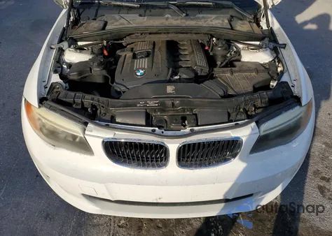 2013 BMW 128 I z USA, uszkodzony, nr VIN WBAUL7C57DVM83825